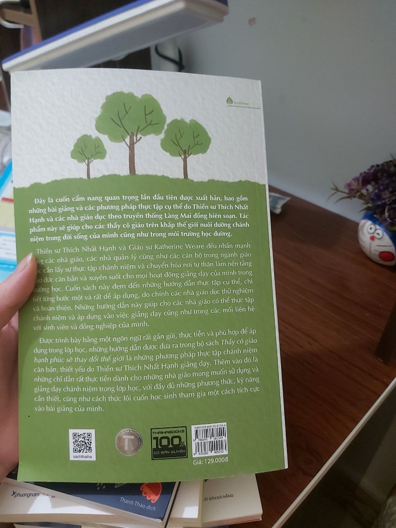 sách đẹp lắm lun á ,huhu , tuy đóng gói k đc bằng mìnhmua trên *** nhưng sách k bị s hết trơn á , mới lắm ý