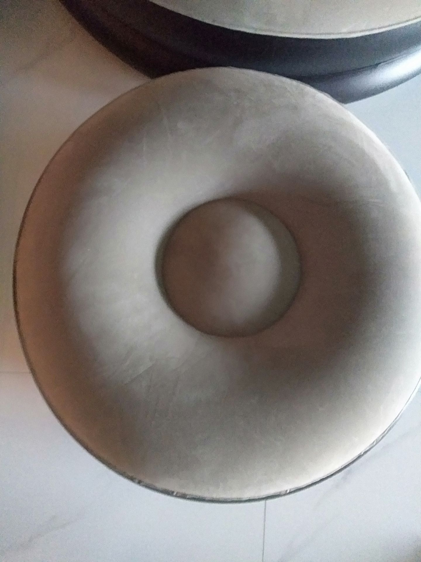 đẹp lắm cả nhà ạ, giao hàng còn nhanh nữa, nên mua, giá cả hợp lý, sẽ ủng hộ shop nhiều hơn. Cảm ơn shop vì đã mang đến sản phẩm tuyệt vời như thế này ❤️