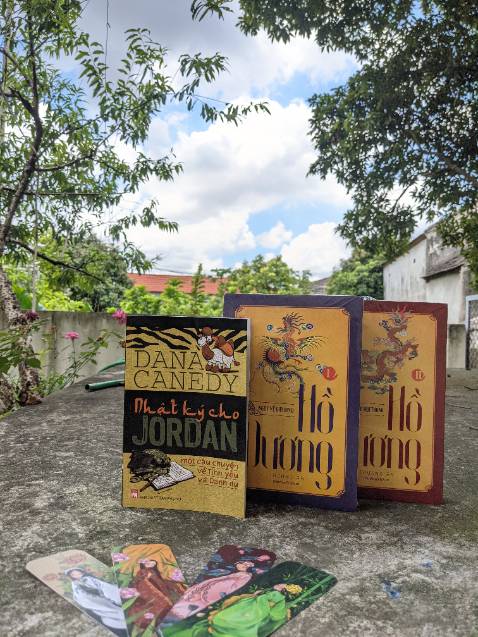 Giao hàng nhanh chóng, bọc cẩn thận, mình hài lòng. Mua giá 60k /1 cuốn