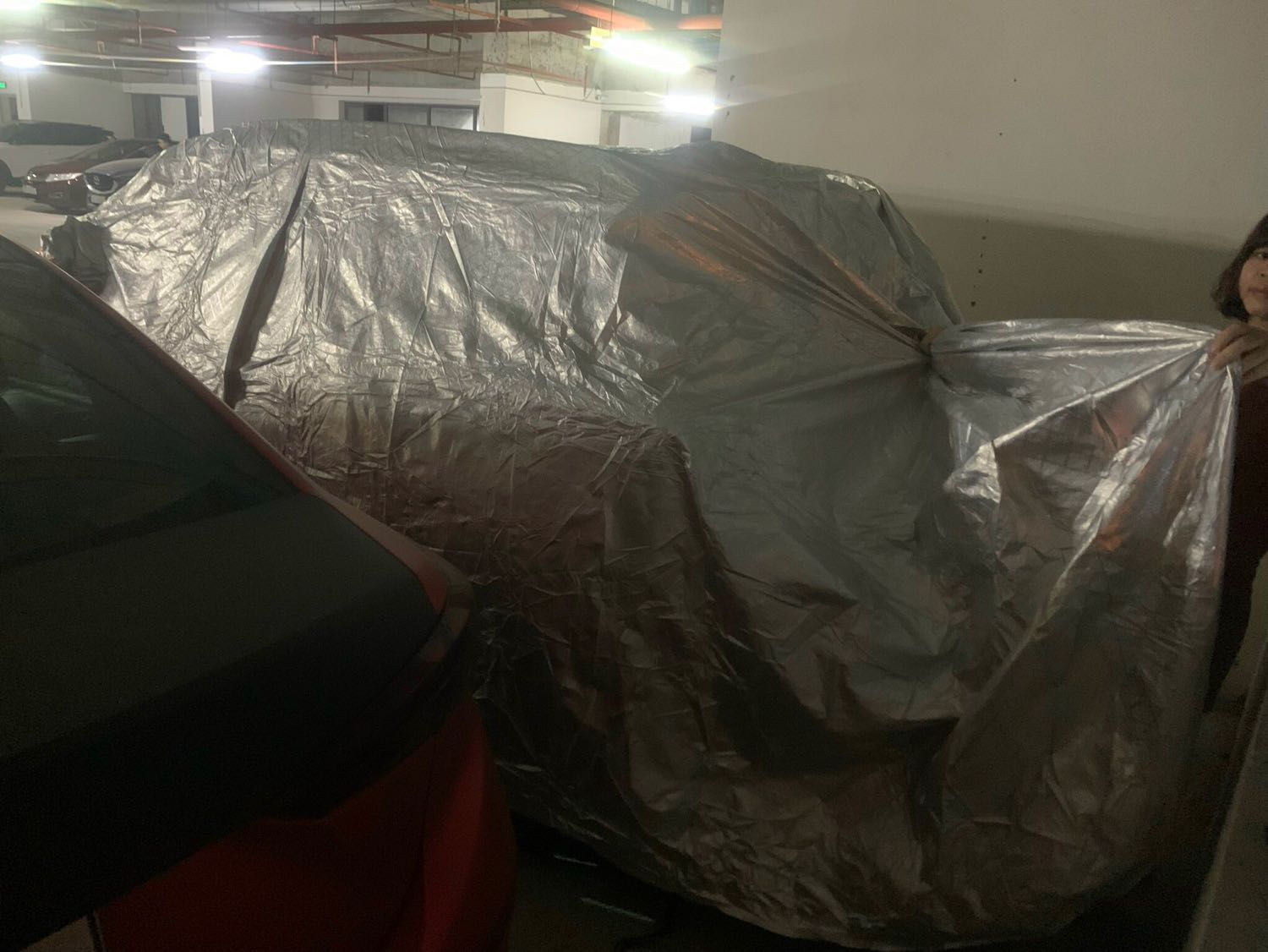 Mình mua cho kia seltos 5 chỗ, bạn giao loại lớn, ko đúng kích thước, đổi dc ko shop ơi