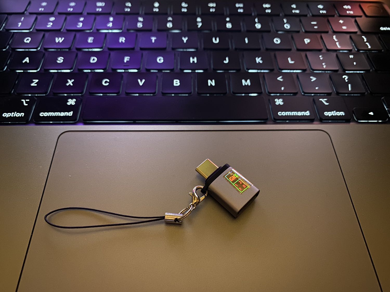 Giao hàng nhanh chóng, sản phẩm nhìn chắc chắn, kết nối tốt. Giao hàng nhanh chóng, sản phẩm nhìn chắc chắn, kết nối tốt.