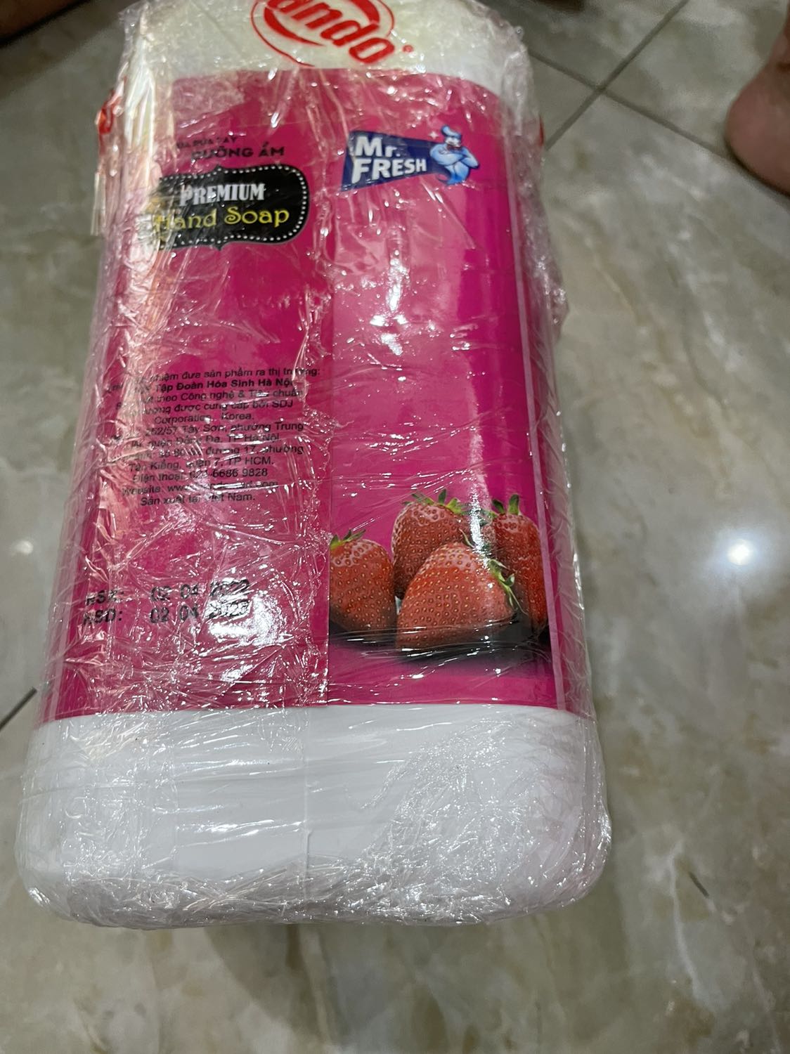 Mùi khá thơm mua lâu rồi quên chưa đánh giá, hihi, xài tốt, giá tiết kiệm, ban đầu shop giao nhầm nên liên hệ shop đổi lại hàng đúng, tiki giải quyết nhanh chóng