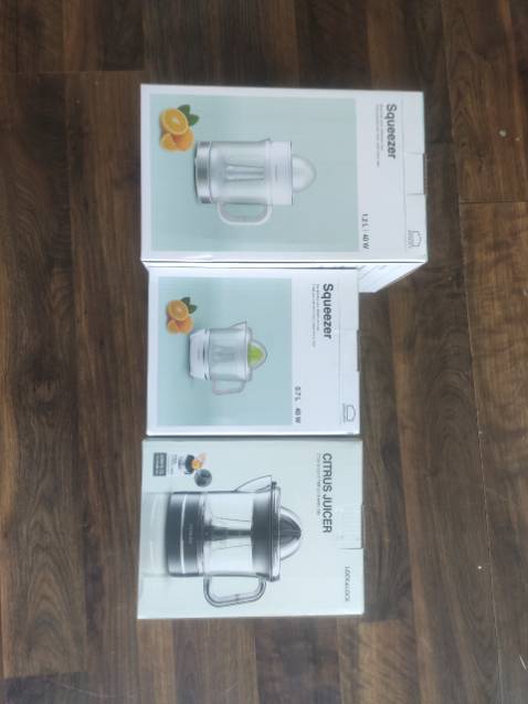 nói chung là tiếc vì không múa luôn 2 cái, chứ giờ đi tặng mà ai cũng hỏi mua ở đâu, inbox xốp thì kêu hết hàng dg chờ nhập, mà xốp khác thì bán max quá, cơ mà
nhắn tin chả rep, . sợ hàng đểu lắm. Xốp này inbox cái rep liền, thì chốt đơn luôn chứ làm sao, thôi còn 1 cái mua 1 cái tạm dậy. nào có hàng xốp lại inbox cho mình nhá. tặng shop con betta nè lụm không ?