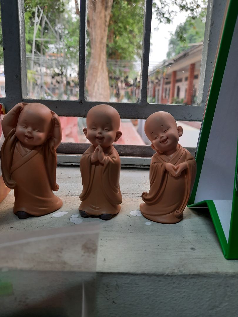 Chất tượng và màu sắc đẹp. Chất tượng và màu sắc đẹp.