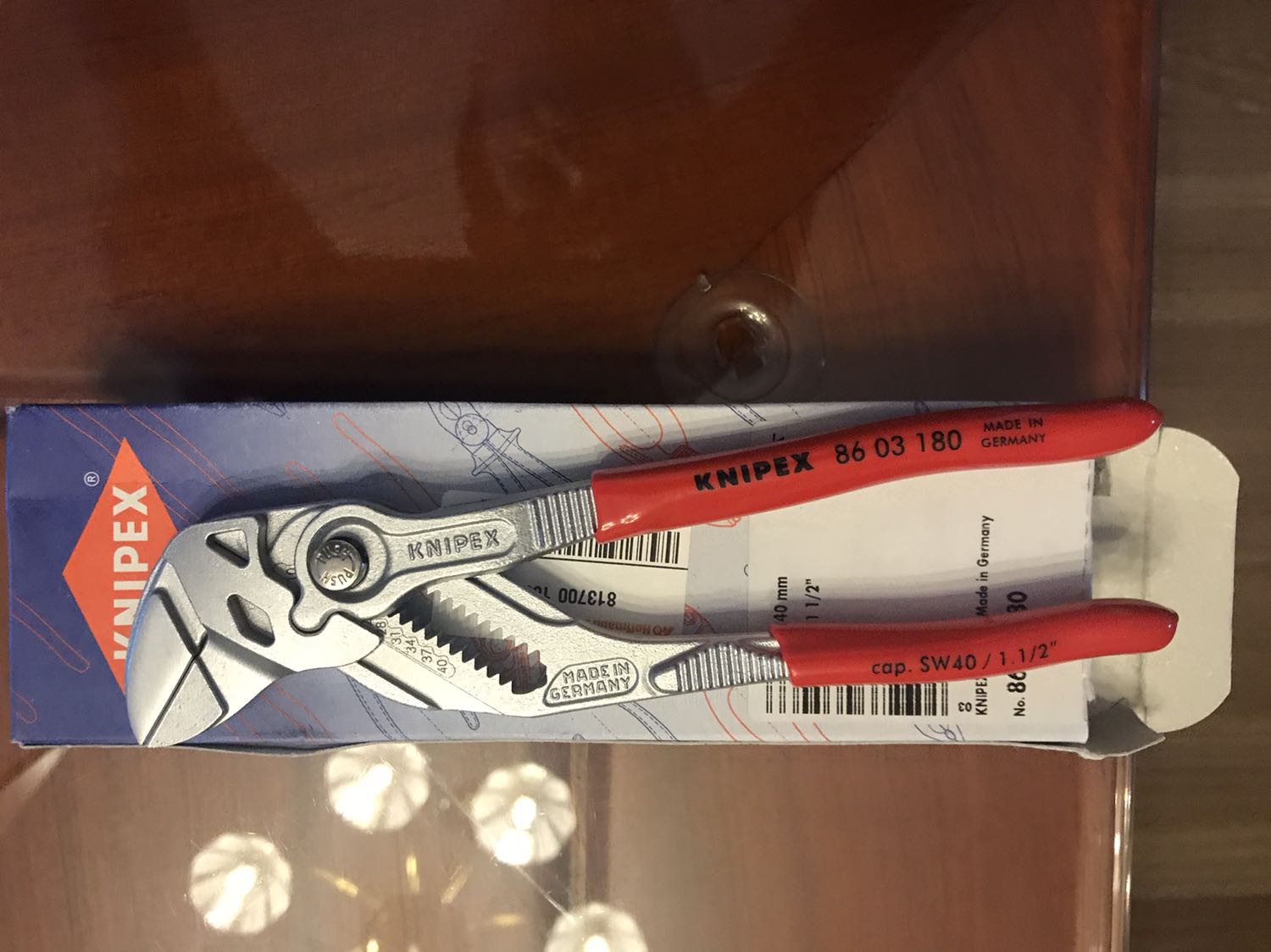 Sản phẩm tốt, rất tiện ích trong sử dụng. Tuy nhiên, giao hàng rất chậm (9 ngày kể từ ngày xác nhận đơn hàng).