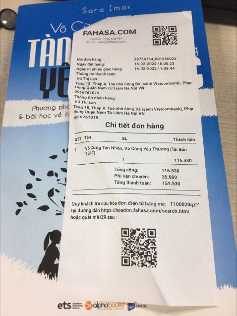 Mình mua sách để tặng người thân mà sách nhìn như đã qua sử dụng, nhiều vết bẩn ở bìa sách, mép sách còn hơi rách nữa. Huhu. Thế này thì sao mình đem tặng được? Chưa lần nào mình mua sách mà chất lượng lại kém như lần này. Thất vọng quá