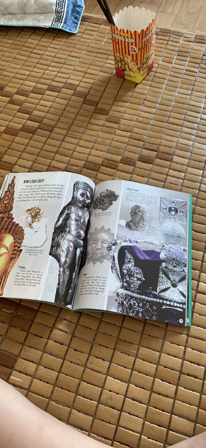 Quá hay , sản phẩm này rất hay!!! Giá cũng dc ,rẻ nhưng ship hơi đắt , 29k!! Nhưng nên chọn giao tiết kiệm thì vẫn 16k ( hơi lâu ! )