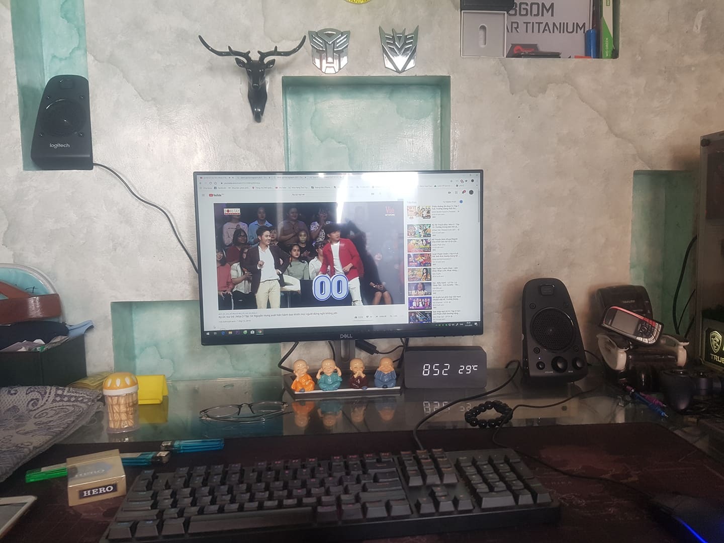 Logitech Z625 lúc đầu kết nối qua cổng Optical ko nghe tưởng loa bị lổi chỉnh 1 lát nghe uk chơi game xem phim nghe nhạc âm Bass treble nghe chất chuẩn max phê