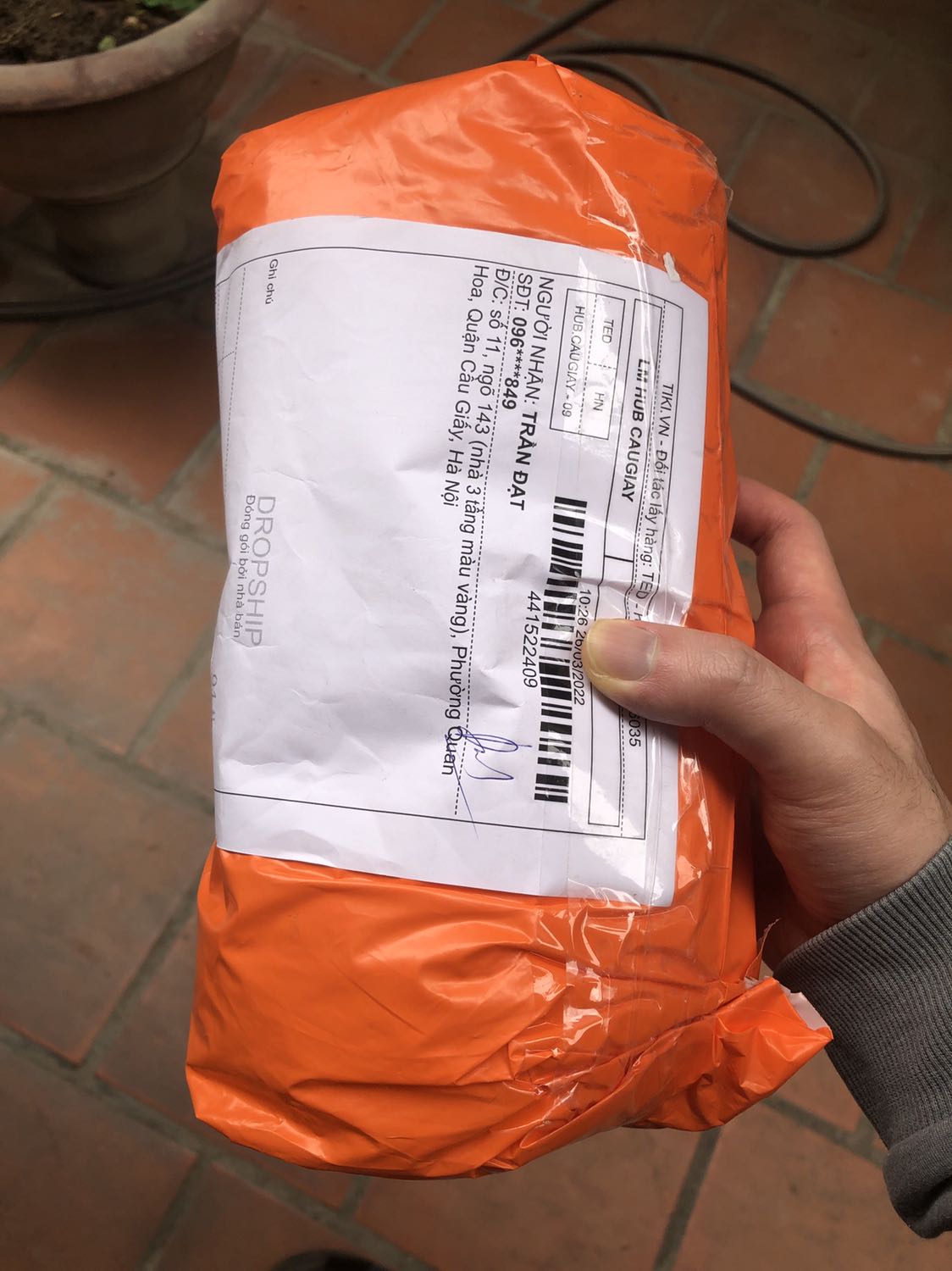 Shop gói hàng rất cẩn thận, mình nhận được là hàng chuẩn đúng loại và hàng sx tại nhật luôn. Tiki giao hàng nhanh hơn dự kiến. Chất lượng dịch vụ tiki mình thấy đã có cải thiện hơn rất nhiều!