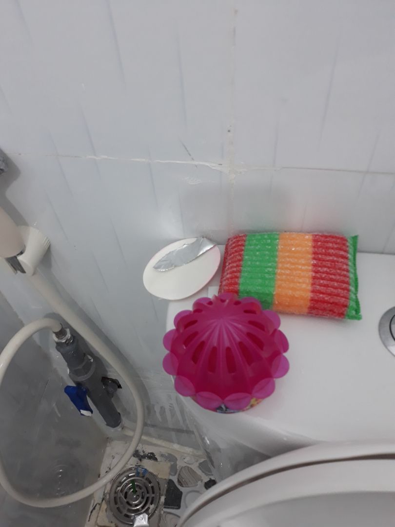 sáp ko có mùi thơm mấy. đc 2 ngày đầu. giờ để tháng rồi vẫn ko thơm phòng.chịu TiKi