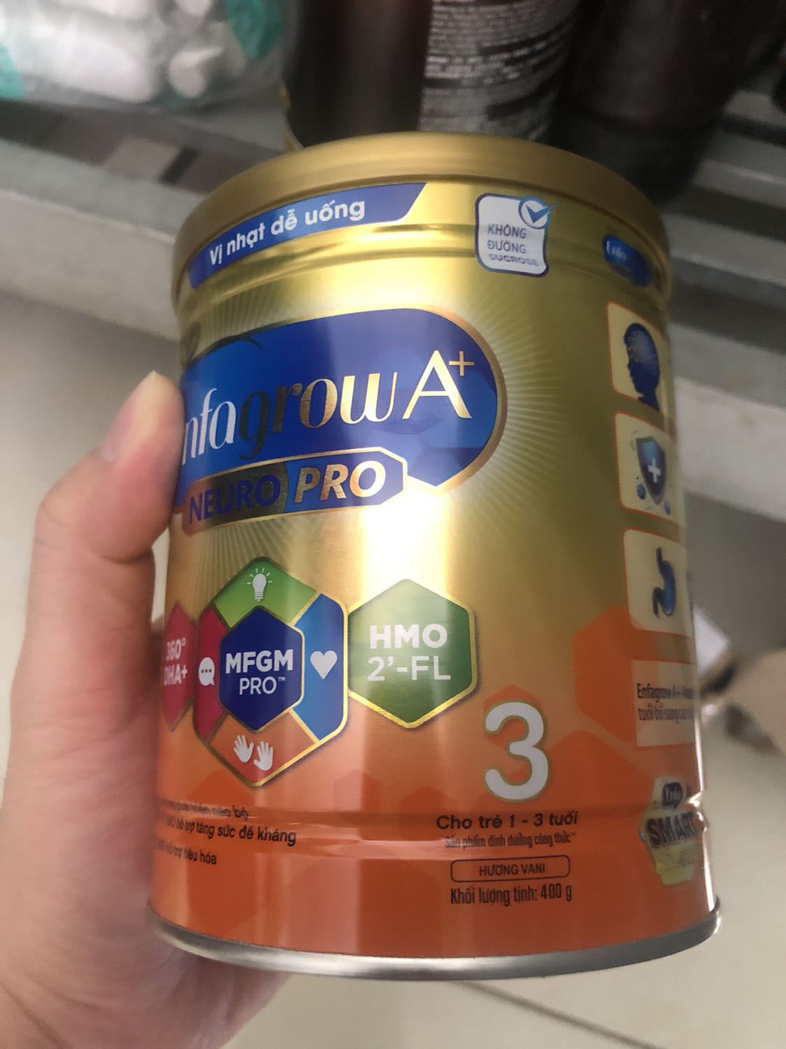 Đặt mua loại 2,2kilogram, đã thanh toán 1 triệu 61 ngàn đồng. 
Giao hộp 400gram mà ở ngoài kiện hàng dám ghi là 2,3kg. Đã vậy còn giao hàng trễ 4 ngày.
Mùa dịch này khổ lắm rồi. Làm ơn làm ăn đàng hoàng đi Tiki.
Ôi thua xa lazada.