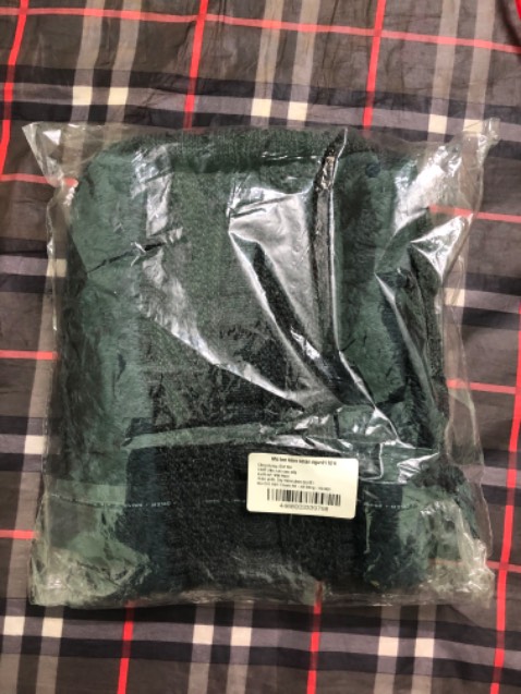 Trc đặt màu đen. Ship đúng màu. Lần này đặt màu xám mà ra màu như này. Ko ưng lắm!