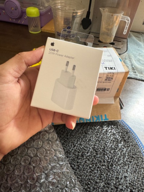 Hàng chính hãng, sạc ok, 5 sao