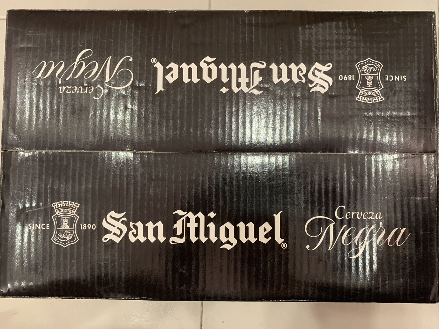 Hương vị bia đậm đà. Chỉ thắc mắc bia nhập khẩu sao HSD lại là tiếng Việt