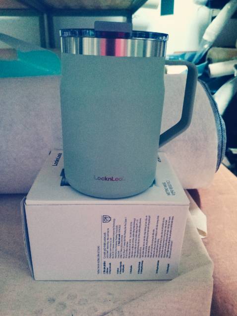 Ly giữ nhiệt khả tốt nhak ! Kiểu dáng sang trọng và đặc biệt khá tiện lợi vì có thể thao rời tất cả chi tiết để dễ chùi rửa!