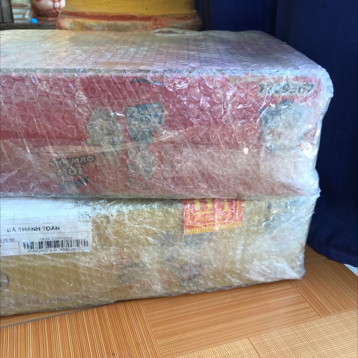 Giao hàng nhanh,sản lhaamr đúng như hình,con mình rất thích uống sữa này