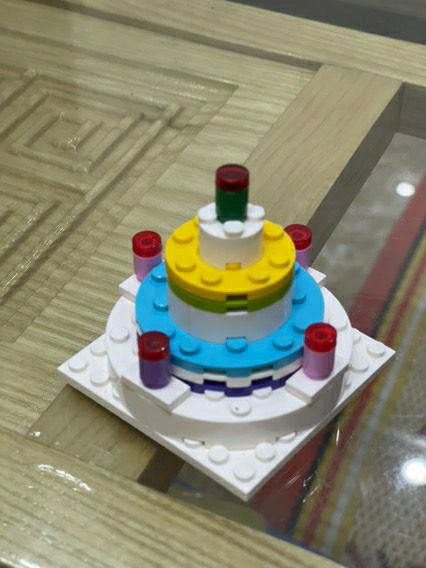 Hàng đẹp lắm, nhựa k bị hôi, con mk rất thích, mình sẽ mua thêm bộ khác cho con mk chơi nữa, shop rata nhiệt tình. nên mua