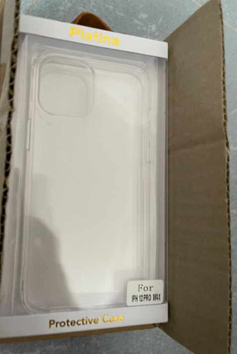 Sản phẩm giới thiệu bán là case Raptic Clear trong khi giao là case của Platina, không hề trao đổi với khách. 
Bây giờ lại tốn thời gian khiếu nại lên Tiki rồi chờ hôm sau mới có người đến lấy lại hàng, rồi phải để Tiki kiểm tra sản phẩm mất 3 ngày làm việc nữa. Quá rắc rối và tốn thời gian của khách hàng trong khi đã thanh toán. Từ nay xin cạch mặt shop này và có thể là cả Tiki!