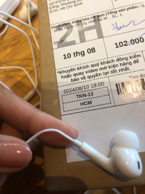 Mới khui, *** nghe được 1 tai Mới khui, *** nghe được 1 tai