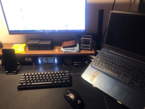 Đế chắc chắn cứng cáp với cái giá rẻ hơn nhiều so với những shop khác. Qua 1 tuần sử dụng k có j bất ổn.