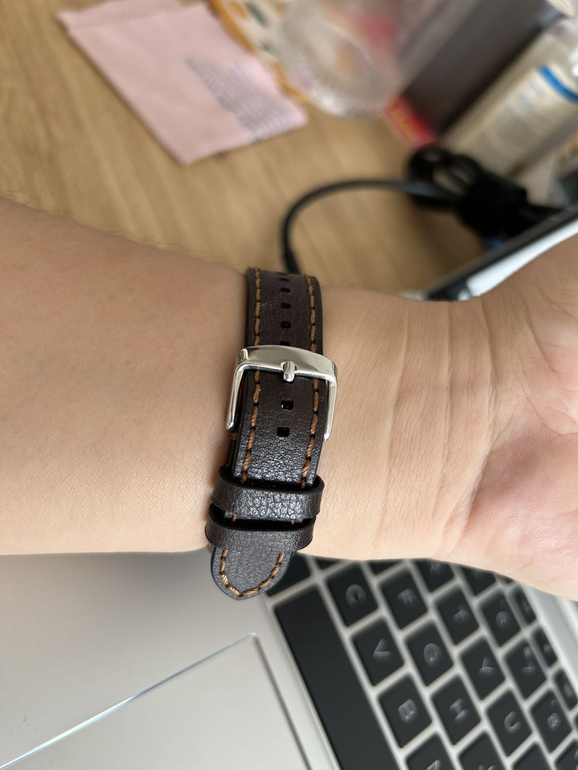 Dây mềm, chắc, chi tiết sắc xảo.