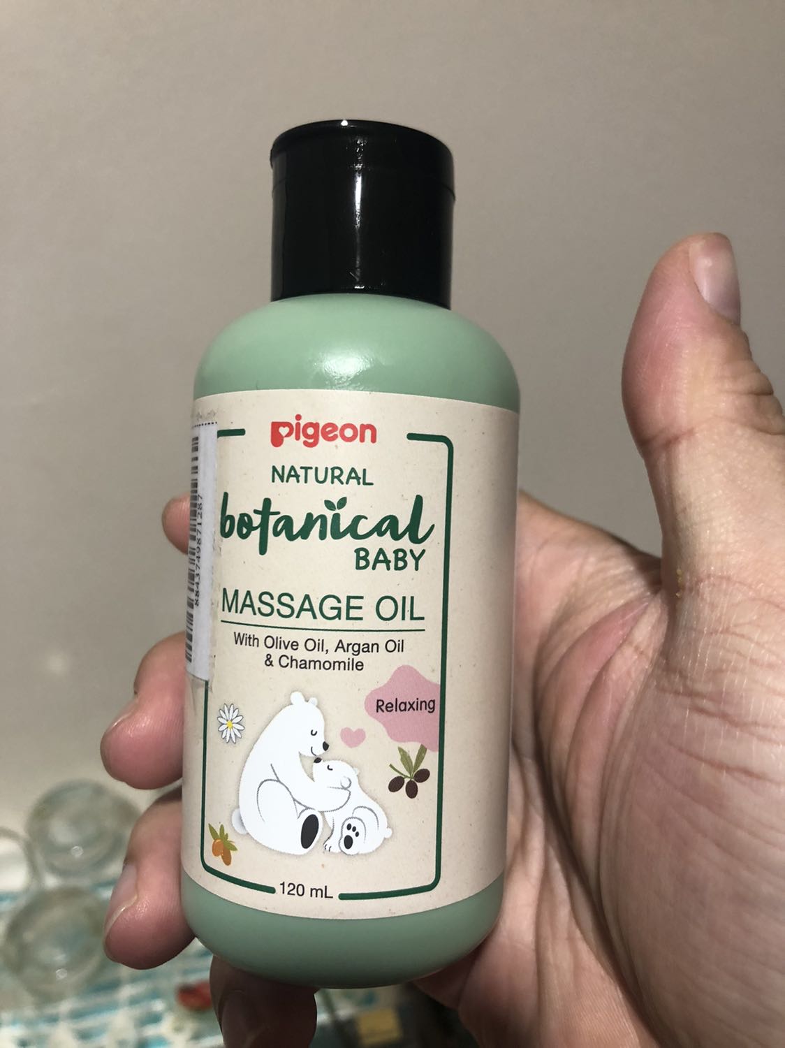 Mùi thơm nhẹ dùng khá thích nhưng vỏ hơi mỏng, dung dịch khá loãng Mùi thơm nhẹ dùng khá thích nhưng vỏ hơi mỏng, dung dịch khá loãng