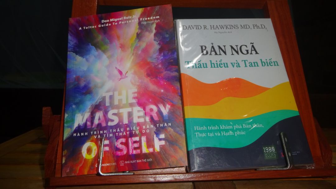 Cảm ơn tác giả sách nha. Cảm ơn Tiki nữa , mình tiếp thu một lượng kiến thức🐜🐜🐜 lớn như vậy mà có 💯k à lại còn free 🆓ship nữa. Không còn gì bằng. Hàng giao quá nhanh luôn