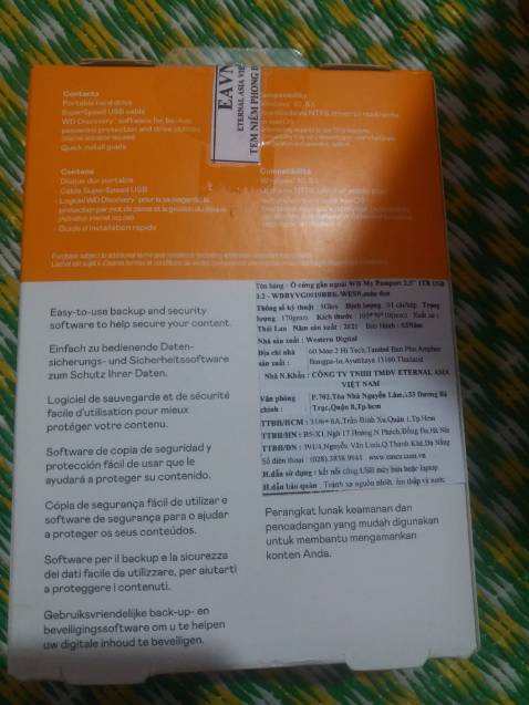 Vừa mới mua, cop thử 6,3 GB thì mất 4p20s, tức là 24MB/s, quá chậm so với thời gian quảng cáo về ổ cứng di động này. Mình không biết có ai cũng bị vấn đề này không nhưng mình mua ổ cứng này chủ yếu để lưu chuyển dữ liệu ở mức lớn mà tốc độ thế này thật sự không thấy thỏa mãn.