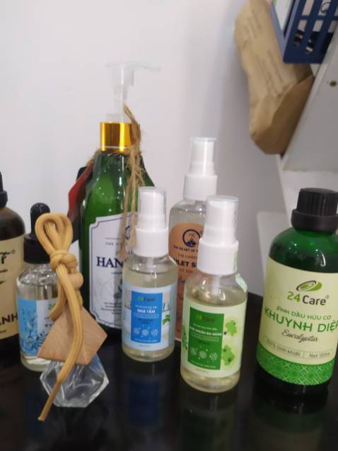 Mình mua dùng thử, thấy chai nhỏ nghĩ dùng mau hết. Vậy mà dùng lâu thật á, date lại xa. Thành phần chiết xuất hoàn toàn từ thiên nhiên. Gặp đúng Shop bán hàng chất lượng thật sự Mình mua dùng thử, thấy chai nhỏ nghĩ dùng mau hết. Vậy mà dùng lâu thật á, date lại xa. Thành phần chiết xuất hoàn toàn từ thiên nhiên. Gặp đúng Shop bán hàng chất lượng thật sự