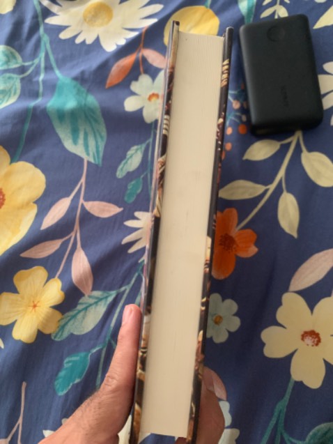 Giá cao hơn những chỗ khác
Gáy sách bị bẩn
Giao tiki now nên chỉ có 4 tiếng là xong
Chất lượng in ấn ở mức tròn vai thôi