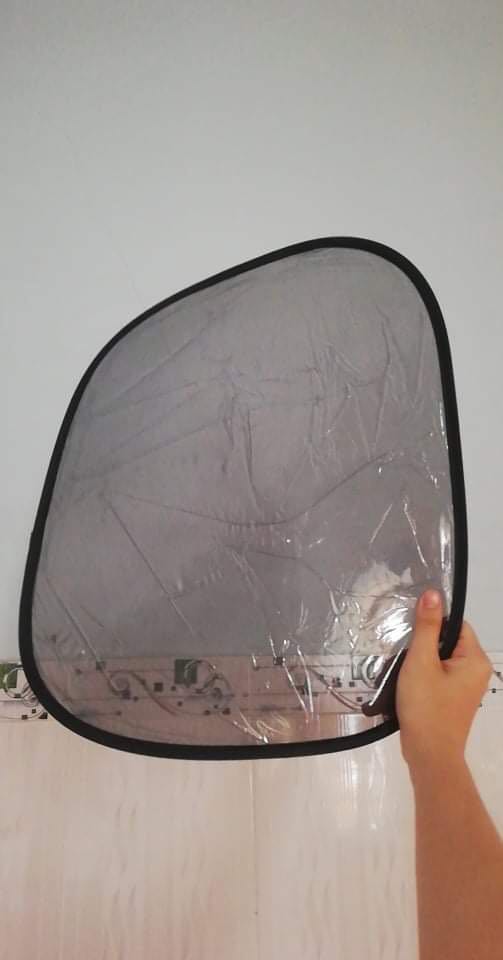 Chưa sử dụng thử nhưng tiki đóng gói cẩn thận. Sản phẩm lấy ra cũng không hư hỏng. Miếng dán tự hít vào cửa. Giá hợp lý