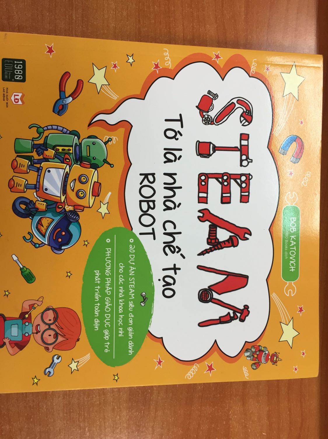 Sách đẹp, bọc cẩn thận