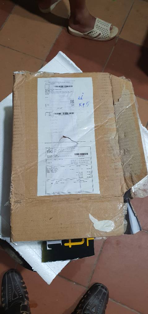 Mình đặt 2 cái mà giao 1 cái, người nhà nhận dùm về khui ra mới biết, có quay clip