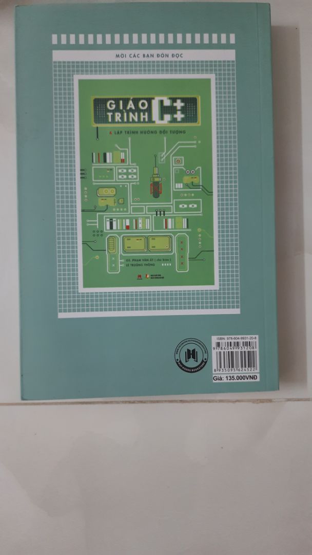 sách viết tương đối dễ hiểu, giao hàng nhanh, sách bìa cứng, nguyên, ko rách gãy. khá có ích với những bạn đang có nhu cầu tìm hiểu lập trình.