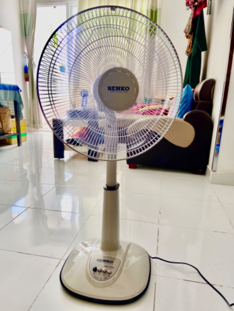 Thiết kế đẹp, điều chỉnh độ cao tốt, quạt mát, êm ái. Đáng mua.