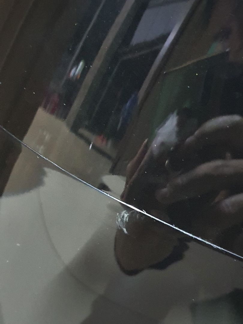 mình nhận đc hàng nhưng qua kiểm tra đây không phải hàng mới, xây xước bên ngoài với phía trên , rất không hài lòng, có thể chưa qua sử dụng nhưng bên ngoài ntn mình k chấp nhận đc. chương trình có tặng kèm mà chả thấy gì cả, mua cả máy xay thịt trong 1 ngày cũng k tặng kèm,  mong xử lý sớm giúp mình