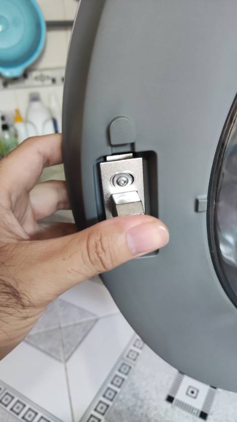 Kểu dáng đep.chất liệu rất tốt.lần sau có giảm giá mình sẽ mua thêm mấy sp nữa cho gia đình sd.mình chỉ lo ngại tiki khóa tk do mua nhiều quá thôi.