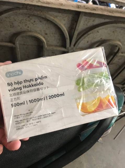 sản phẩm đẹp rất hài lòng. rẻ chất lượng và uy tín. giao hàng cẩn thận. được 3 hộp rất phù hợp với gia đình nhà mình có nhiều đồ với kích thước hợp lý đựng đồ để tủ lạnh hộp nhìn rất là yêu