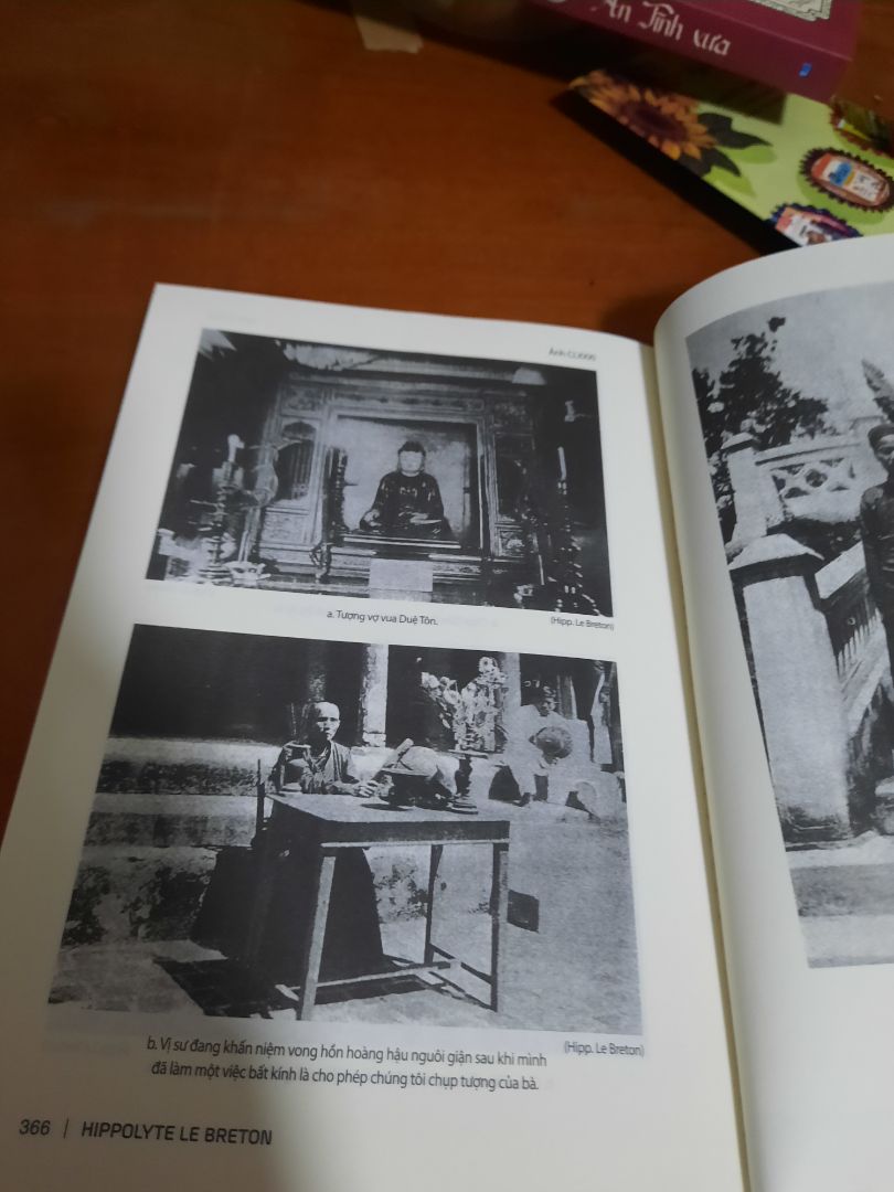 sách đẹp, bản gốc, đóng gói rất kỹ, có nhiều dữ kiện lịch sử thú vị. tốt