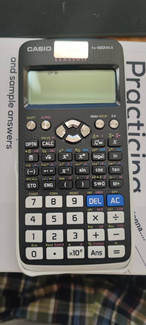 Máy đẹp, thiết kế sắc xảo, tính năng nhiều hữu ích.