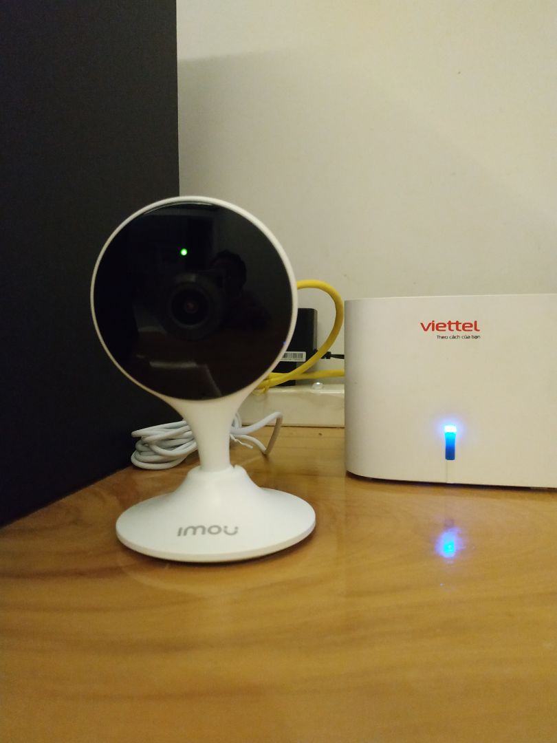 Shop giao sản phẩm C22EP, không phải C22SP. Mình nhận vì ớn quy trình đổi trả của Tiki, nói một đằng và làm một nẻo. Và một phần vì shop khá nhiệt tình, vui vẻ. Nếu bạn mua, hay chọn thanh toán khi nhận hàng để được kiểm tra sản phẩm, chứ mình thanh toán trước thì thiệt thòi.
Sản phẩm C22EP mới sản xuất trong năm 2021, cơ bản như cũ, không có gì mới so với năm trước đây. Vì mình đã dùng C22EP từ lâu nên cảm nhận như vậy.
Tóm lại, hãy đặt mua khi có giá tốt, hãy kiểm tra mã sản phẩm để trách bì lầm kèo.
Thân!