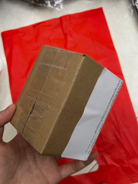 Sản phẩm giống hình, vải mịn đẹp, đóng gói cẩn thận mình nhận luôn được trong ngày. Săn sale 9/9 nên đc giá quá hời. Mình lọc thử thấy khá ok lọc bã tốt nhưng sau khi dùng thì có dính màu nên mọi người nên giặt sạch để túi lọc không bị ố màu. Cho shop 10₫ lần sau ủng hộ tiếp !!