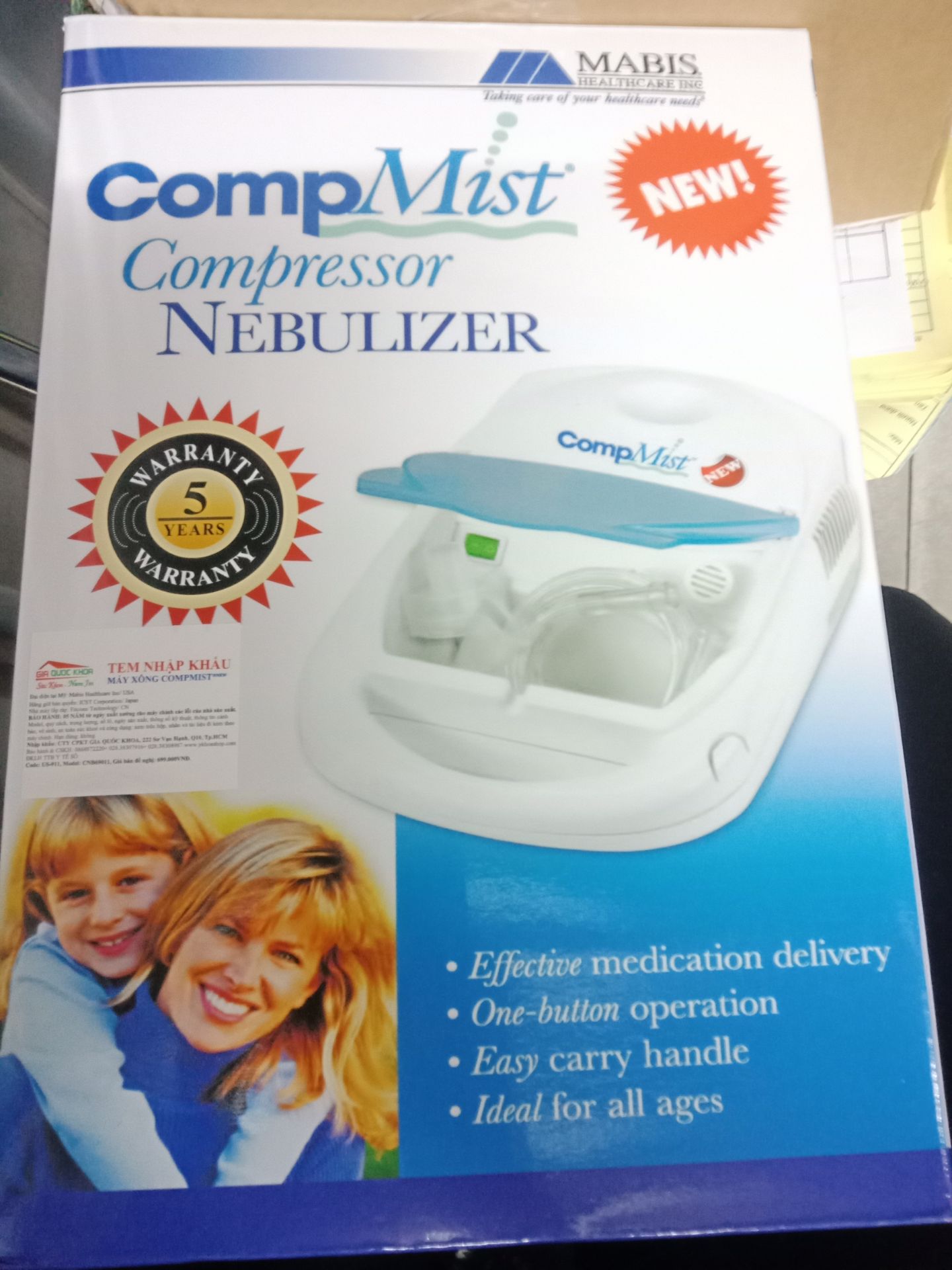 máy giao nhanh,  2 ngày là có dùng,  đúng mô tả, phun mạnh nhưng nhược điểm là tiếng hơi ồn. giá tiền rất ổn .  mong là dùng bền.  cảm ơn shop.  nhờ vậy mà 2 đứa con mình ko phải chạy đi phun ngày mấy cữ lúc ốm.