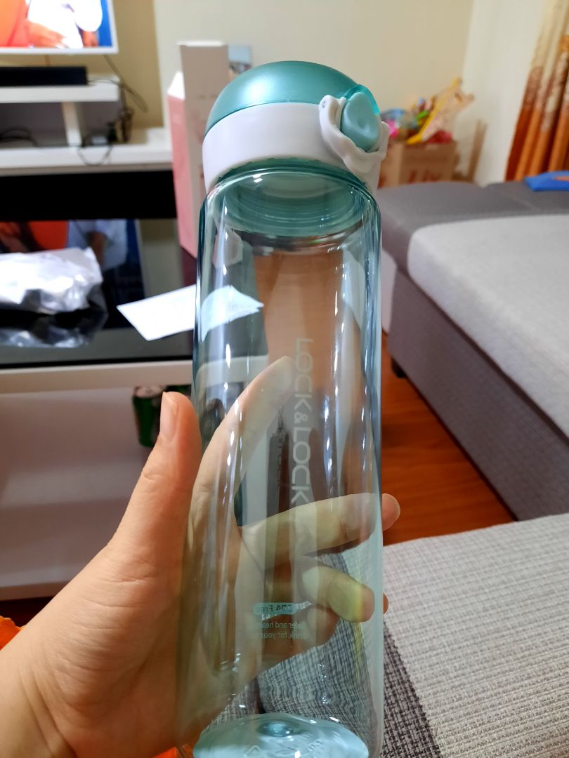 Sao trên mô tả thì ghi xuất xứ Hàn Quốc. Mà sản phẩm nhận về lại là bình của Trung Quốc vậy?