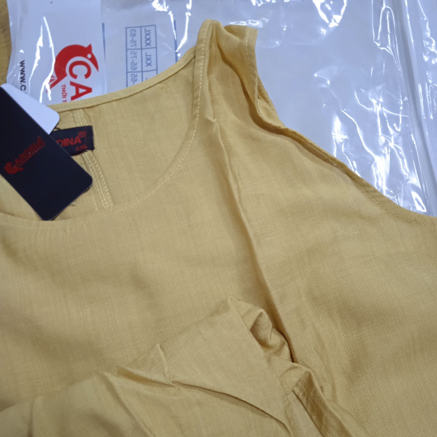 Mua hàng ở shop nhiều lần đều hài lòng. Chất đũi dễ mặc, phom dáng đẹp. Mình mua đi biển đúng hợp luôn, ai cũng khen hii