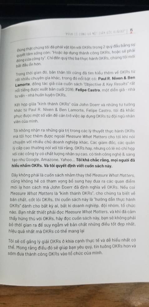 Sách đọc khá cuốn, kiểu đọc 1 chương phải đọc tiếp chương tiếp theo.
Có điều sách dùng giấy trắng tinh rất khó chịu cho mắt.
Không biết ai kiểm duyệt nội dung sách, nhưng có những lỗi rất cơ bản không bị phát hiện.
Còn lại đều rất tốt.
Giao hàng: ok
Đóng gói: cẩn thận