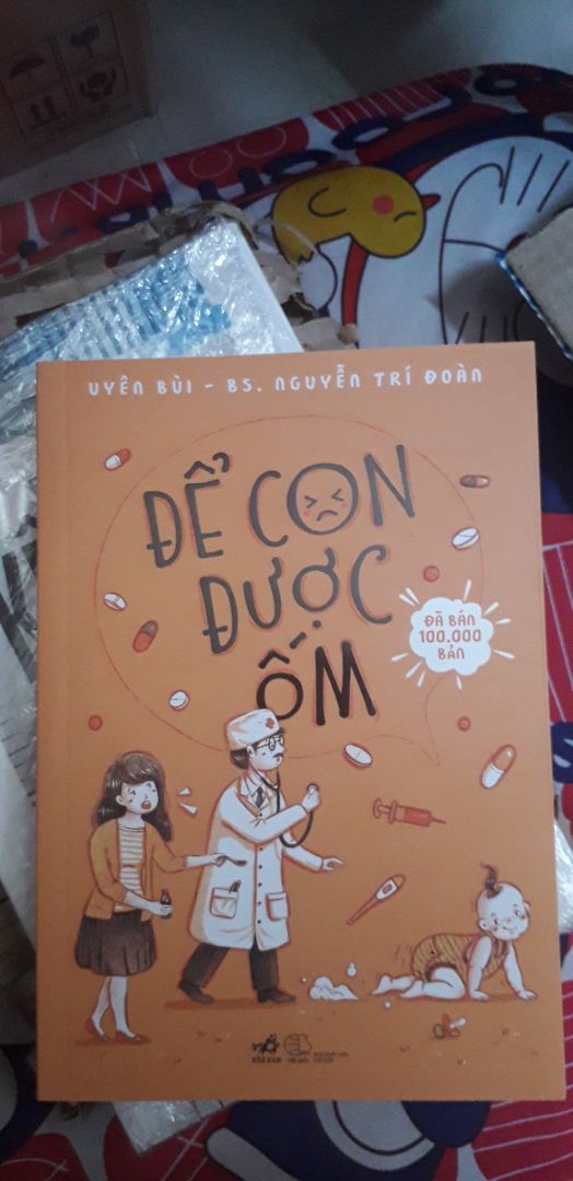 đóng gói tốt 👍hơi tiếc là ko có bọc bookcare.. Mik mua để tặng, nội dung của sách mik nghe từ người quen thấy hay áp dụng rất tốt và có cả trang web về bs Đoàn😊 nên ủng hộ và nhân rộng làm bớt nỗi lo cho g.đình và bà bầu😂😚