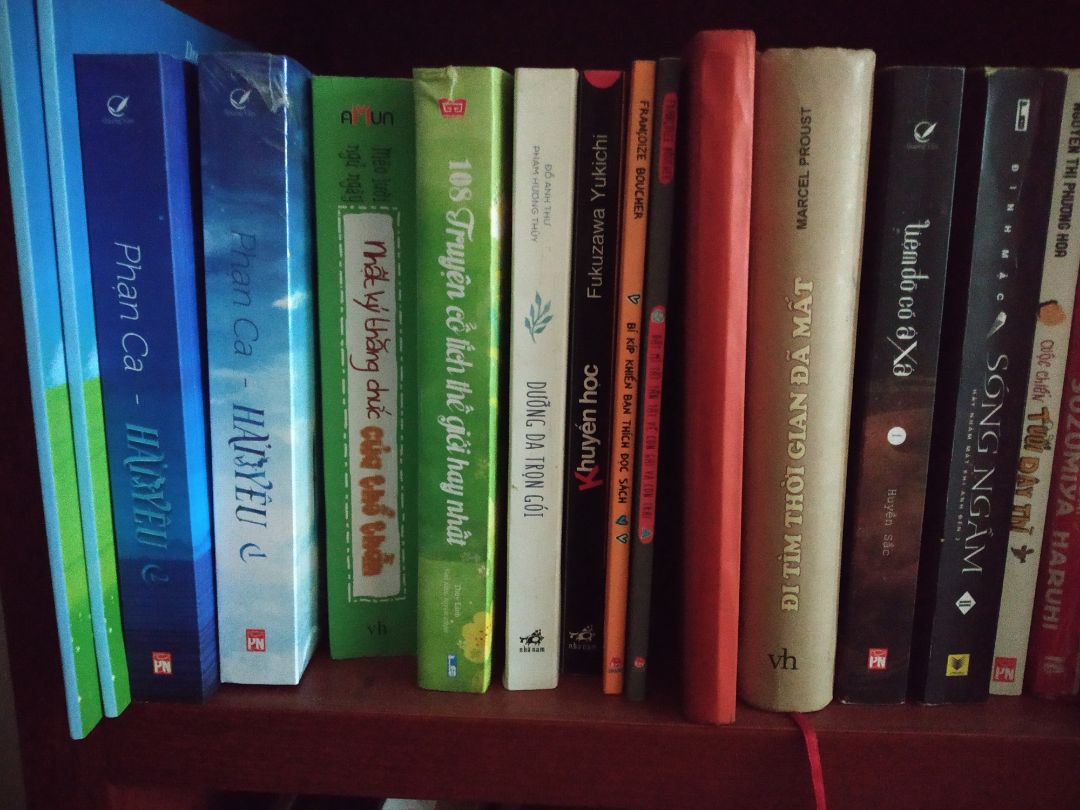 truyện rất hay. mình thích quyển này từ lâu rồi giờ mới có dịp mua. sách mới tinh, sạch đẹp. tiki giao hàng nhanh. vote 5sao