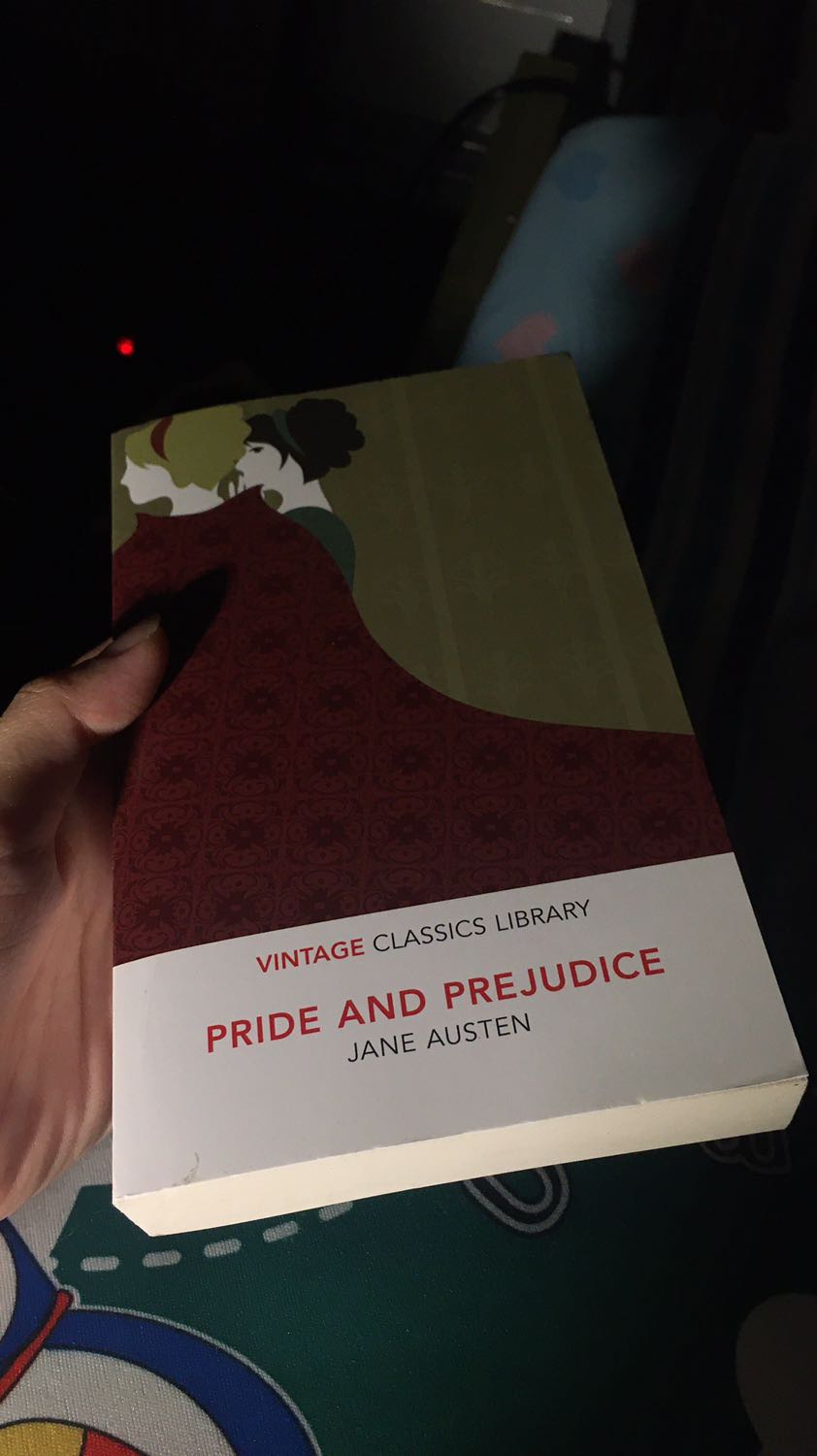 Nhỏ gọn và tiện lợi, đối với dòng sách tiếng anh thì giá như vậy là quá rẻ Nhỏ gọn và tiện lợi, đối với dòng sách tiếng anh thì giá như vậy là quá rẻ