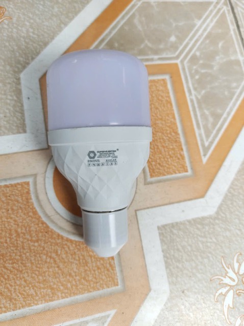 Sản phẩm đóng gói kỹ , đã lắp rất sáng , bền hay không cần thời gian để kiểm định , cảm quan rất oki , nên mua , cho luôn 5 sao